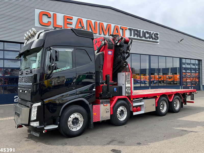 Volvo FH 540 8x4 HMF 85 Tonmeter laadkraan + Fly-Jib Just 222.786 km! - Camión grúa: foto 2 Volvo FH 540 8x4 HMF 85 Tonmeter laadkraan + Fly-Jib Just 222.786 km! - Camión grúa: foto 2