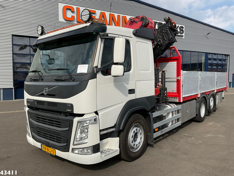 Volvo FM 500 Euro 6 HMF 32 Tonmeter laadkraan Just 166.643 km! - Camión grúa: foto 2 Volvo FM 500 Euro 6 HMF 32 Tonmeter laadkraan Just 166.643 km! - Camión grúa: foto 2