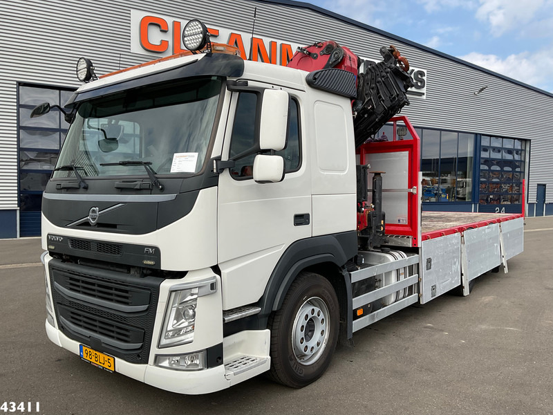 Volvo FM 500 Euro 6 HMF 32 Tonmeter laadkraan Just 166.643 km! - Camión grúa: foto 3 Volvo FM 500 Euro 6 HMF 32 Tonmeter laadkraan Just 166.643 km! - Camión grúa: foto 3