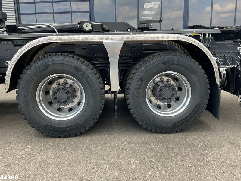 Camión multibasculante, Camión grúa nuevo Volvo FMX 500 8x4 Euro 6 Hiab 65 Tonmeter laadkraan + Multilift 25 Ton haakarmsysteem NEW AND UNUSED!: foto 11