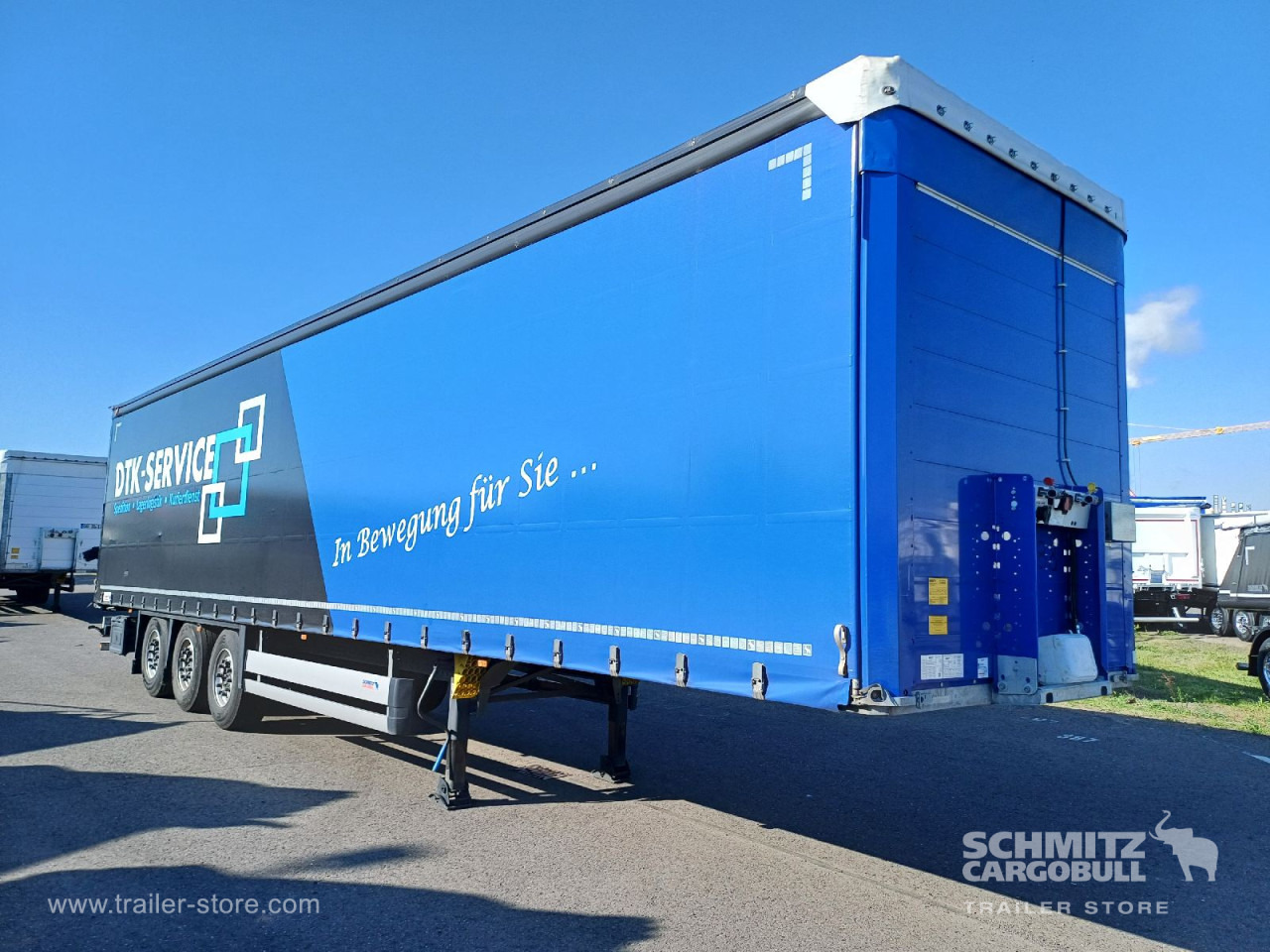 SCHMITZ Auflieger Curtainsider Standard - Semirremolque lona: foto 1 SCHMITZ Auflieger Curtainsider Standard - Semirremolque lona: foto 1