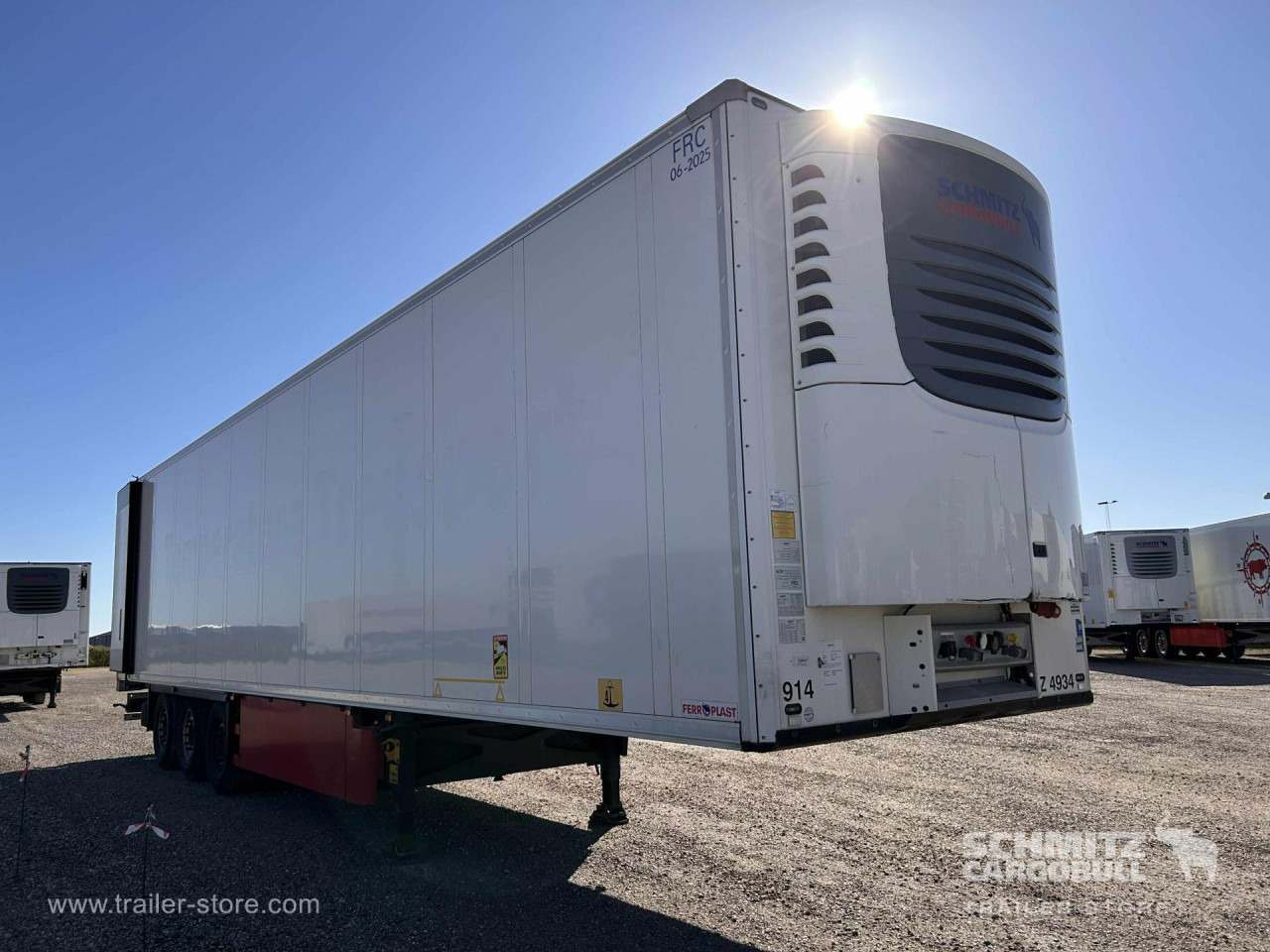 SCHMITZ Reefer Standard Double deck - Semirremolque isotérmico: foto 1 SCHMITZ Reefer Standard Double deck - Semirremolque isotérmico: foto 1