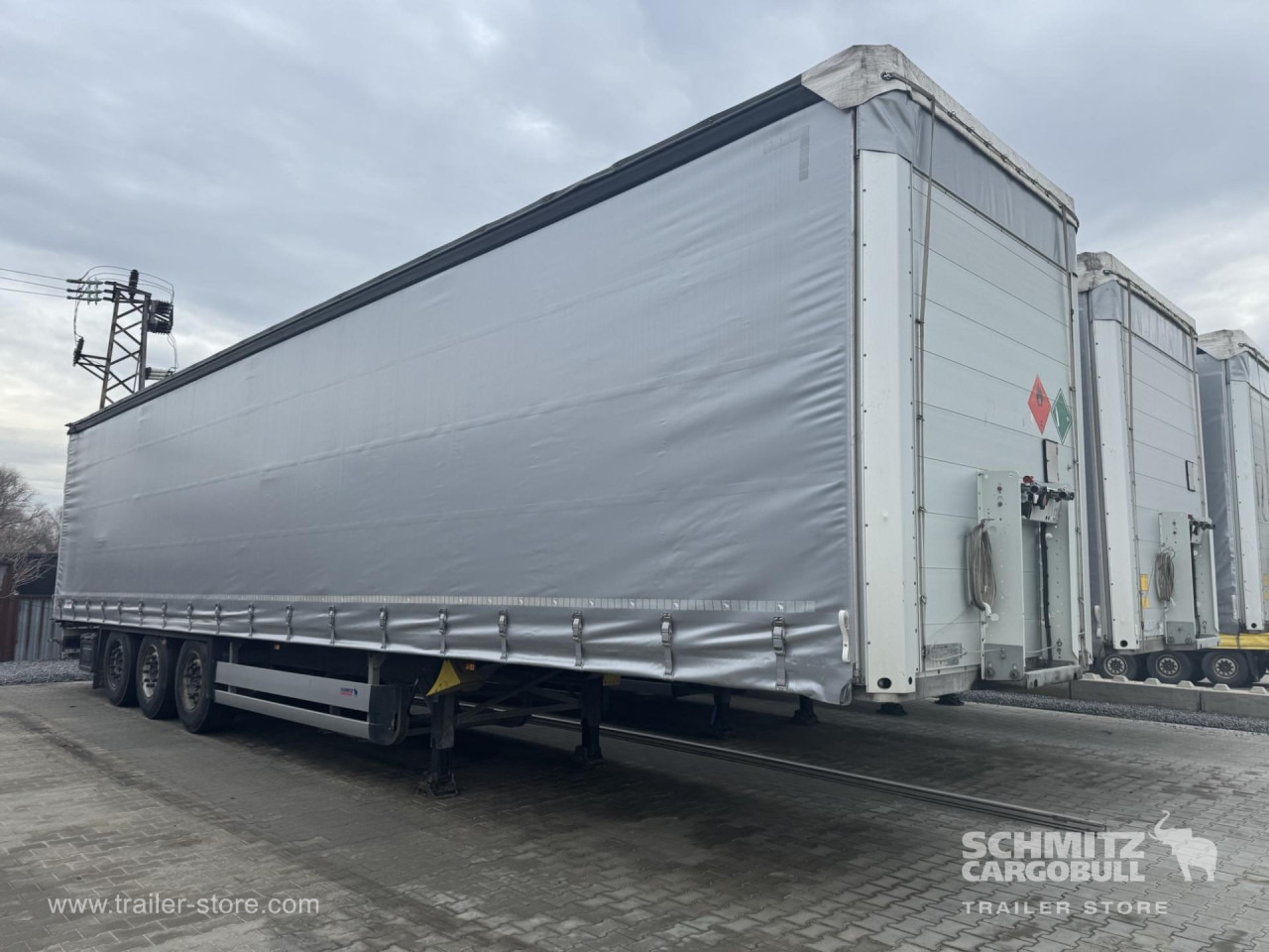 SCHMITZ Curtainsider Standard - Semirremolque lona: foto 1 SCHMITZ Curtainsider Standard - Semirremolque lona: foto 1