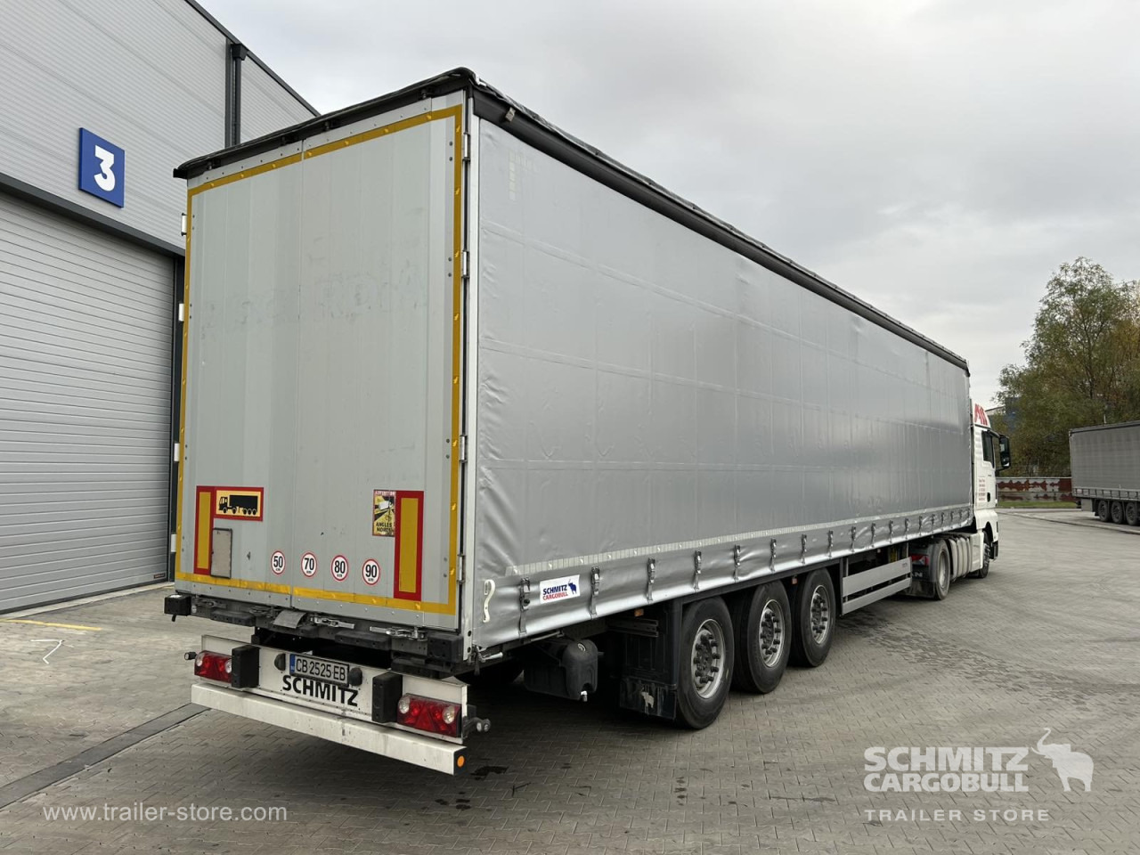 SCHMITZ Curtainsider Standard - Semirremolque lona: foto 4 SCHMITZ Curtainsider Standard - Semirremolque lona: foto 4