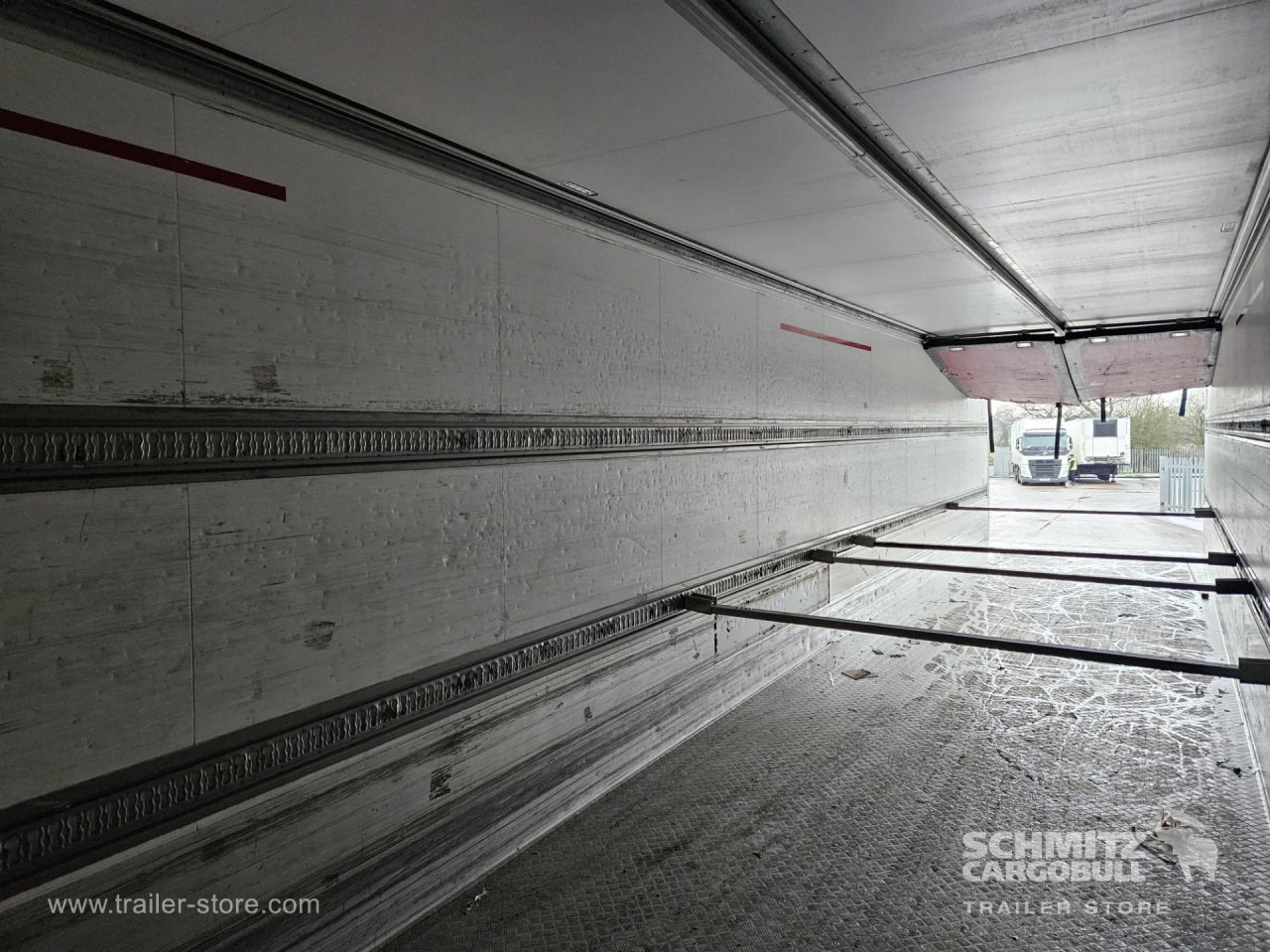SCHMITZ Reefer Multitemp - Semirremolque isotérmico: foto 4 SCHMITZ Reefer Multitemp - Semirremolque isotérmico: foto 4