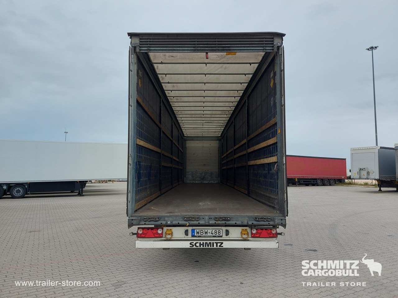 SCHMITZ Curtainsider Mega - Semirremolque lona: foto 2 SCHMITZ Curtainsider Mega - Semirremolque lona: foto 2