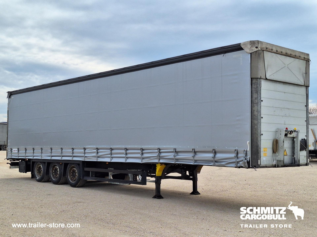 SCHMITZ Curtainsider Mega - Semirremolque lona: foto 2 SCHMITZ Curtainsider Mega - Semirremolque lona: foto 2