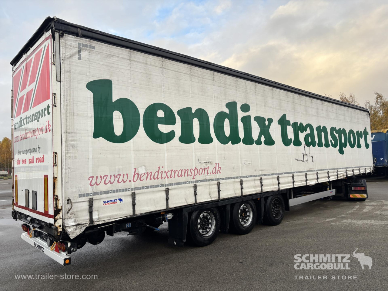 SCHMITZ Curtainsider Mega - Semirremolque lona: foto 1 SCHMITZ Curtainsider Mega - Semirremolque lona: foto 1