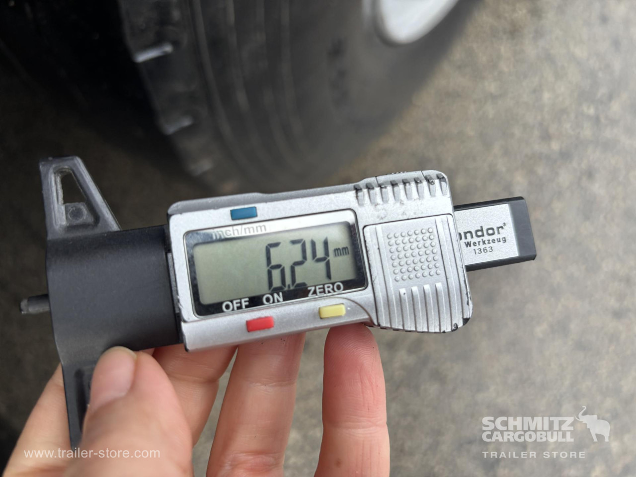 SCHMITZ Curtainsider Standard - Semirremolque lona: foto 3 SCHMITZ Curtainsider Standard - Semirremolque lona: foto 3