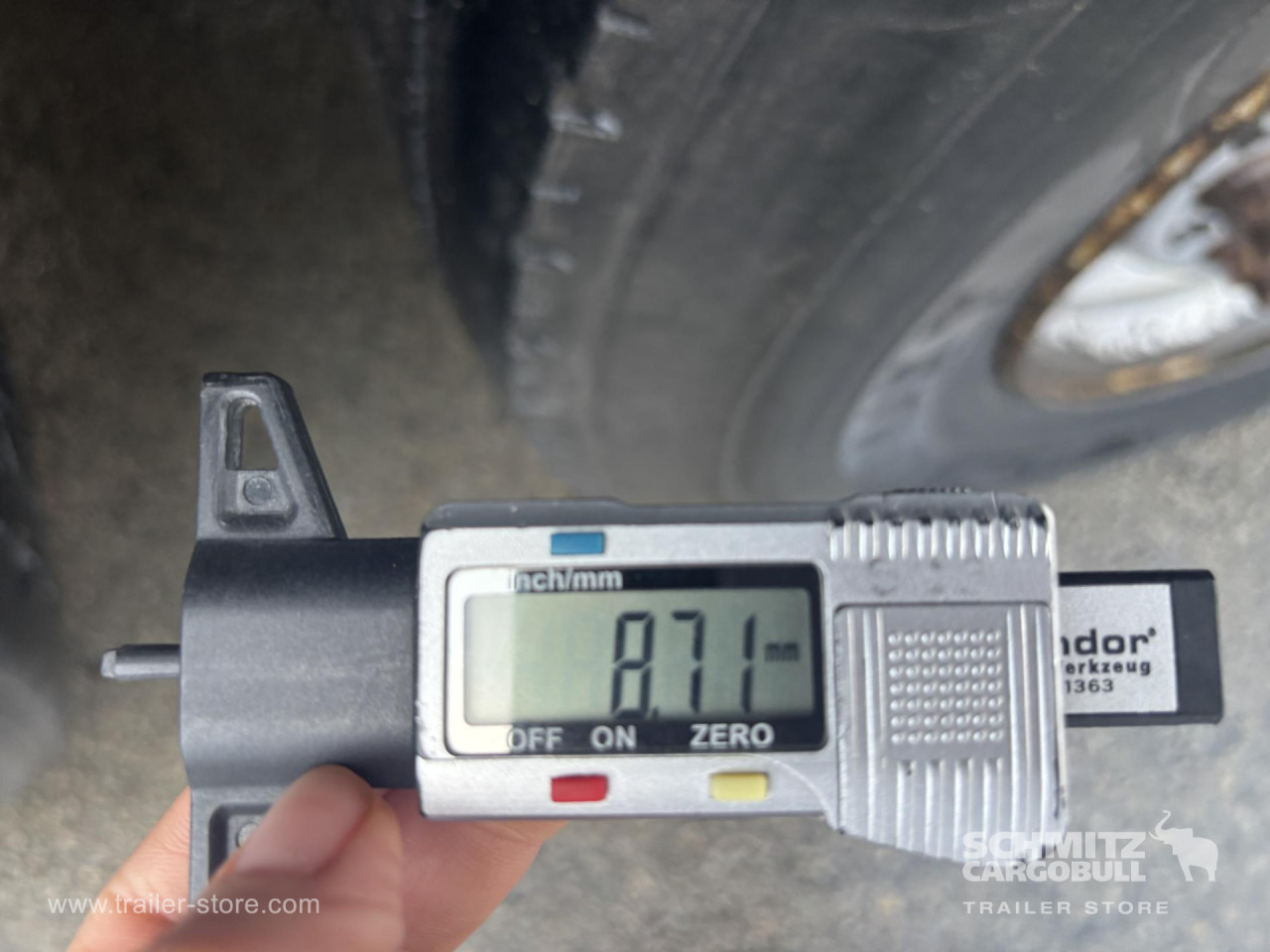 SCHMITZ Reefer Standard - Semirremolque isotérmico: foto 4 SCHMITZ Reefer Standard - Semirremolque isotérmico: foto 4