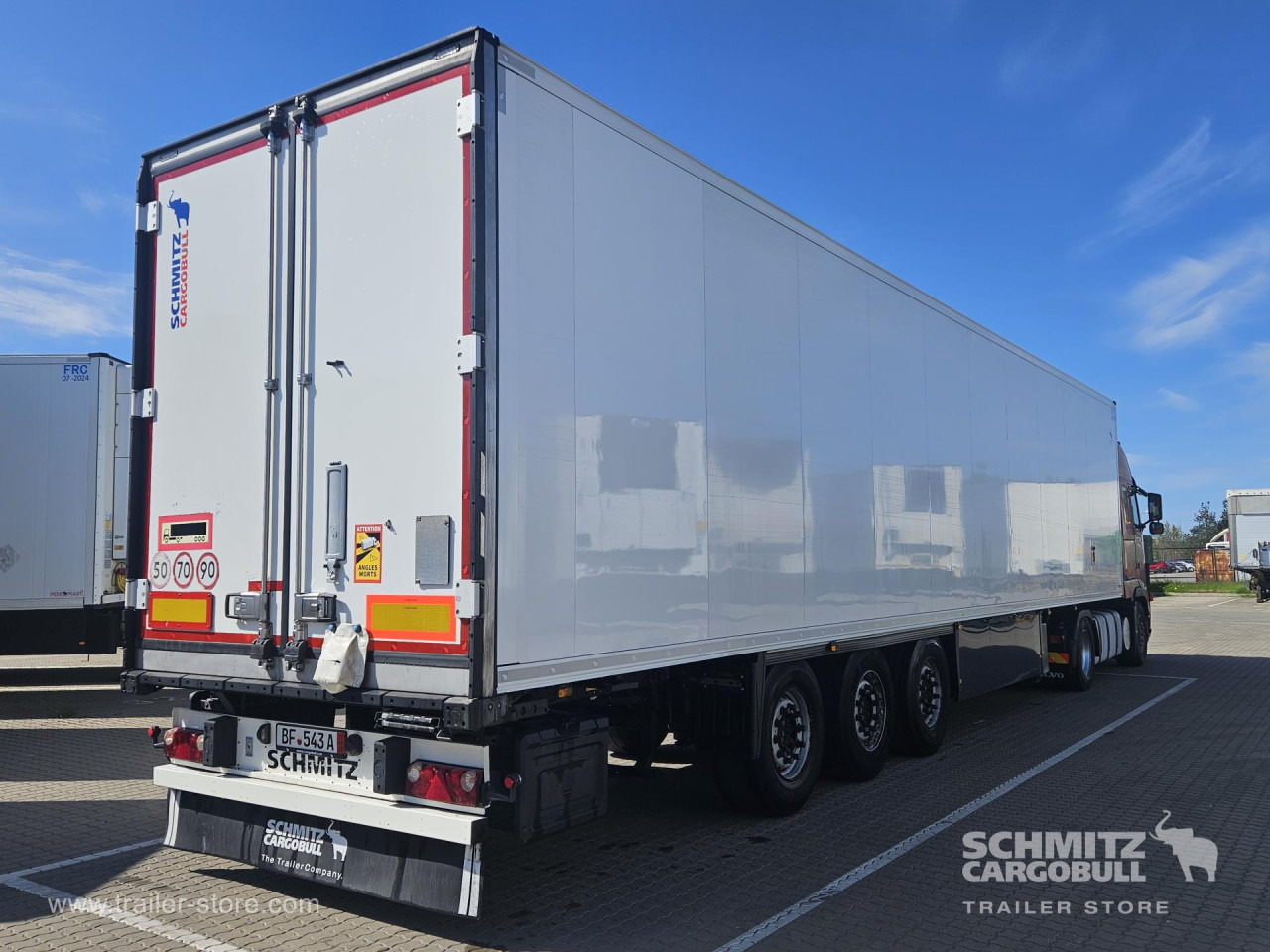 SCHMITZ Reefer Standard Double deck - Semirremolque isotérmico: foto 1 SCHMITZ Reefer Standard Double deck - Semirremolque isotérmico: foto 1