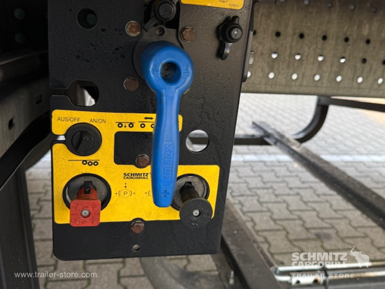 Semirremolque isotérmico SCHMITZ Oplegger Vries Multitemp Double deck: foto 6 Semirremolque isotérmico SCHMITZ Oplegger Vries Multitemp Double deck: foto 6