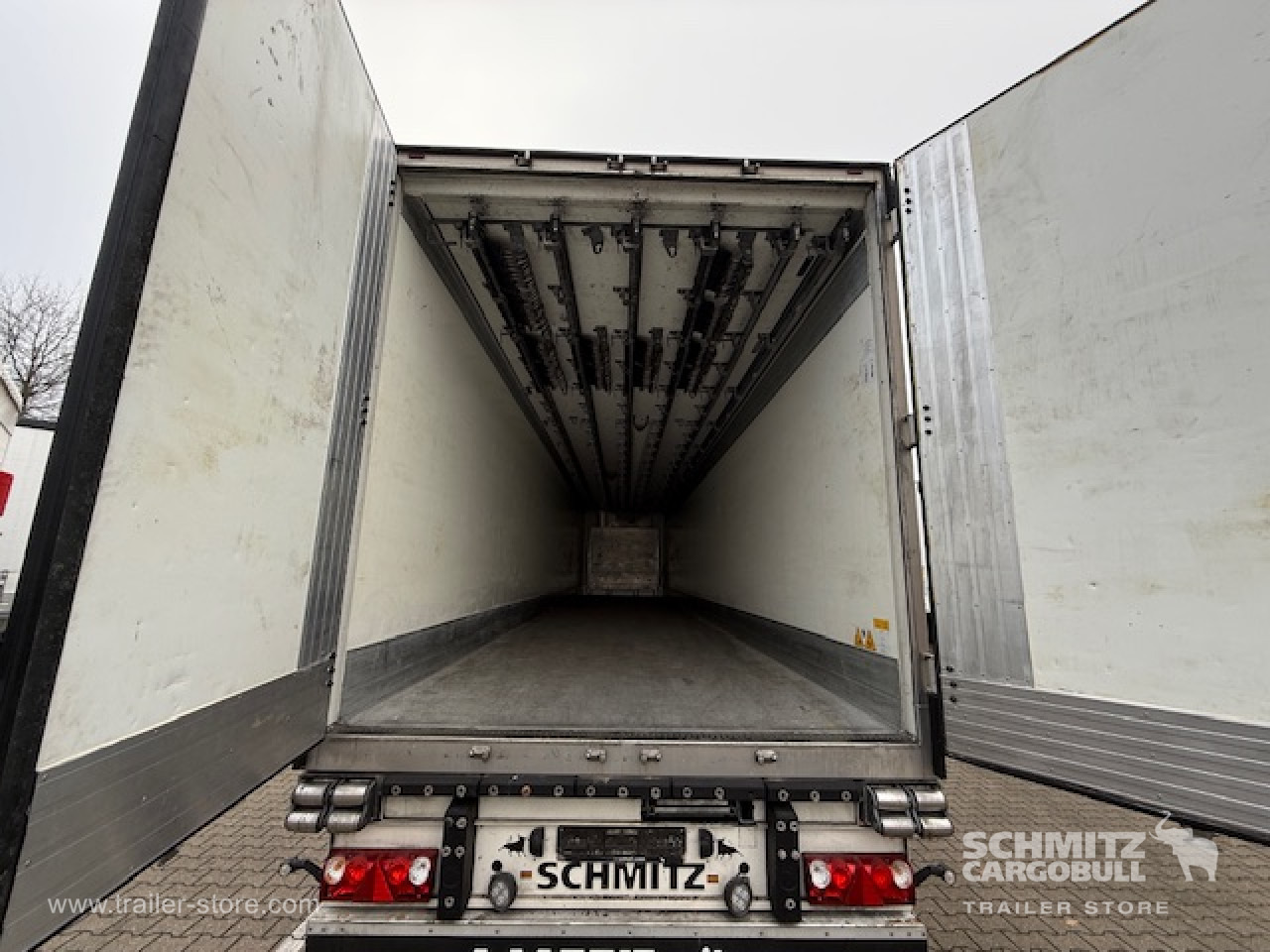 Semirremolque isotérmico SCHMITZ Oplegger Vries Vleeshangwerk: foto 9 Semirremolque isotérmico SCHMITZ Oplegger Vries Vleeshangwerk: foto 9