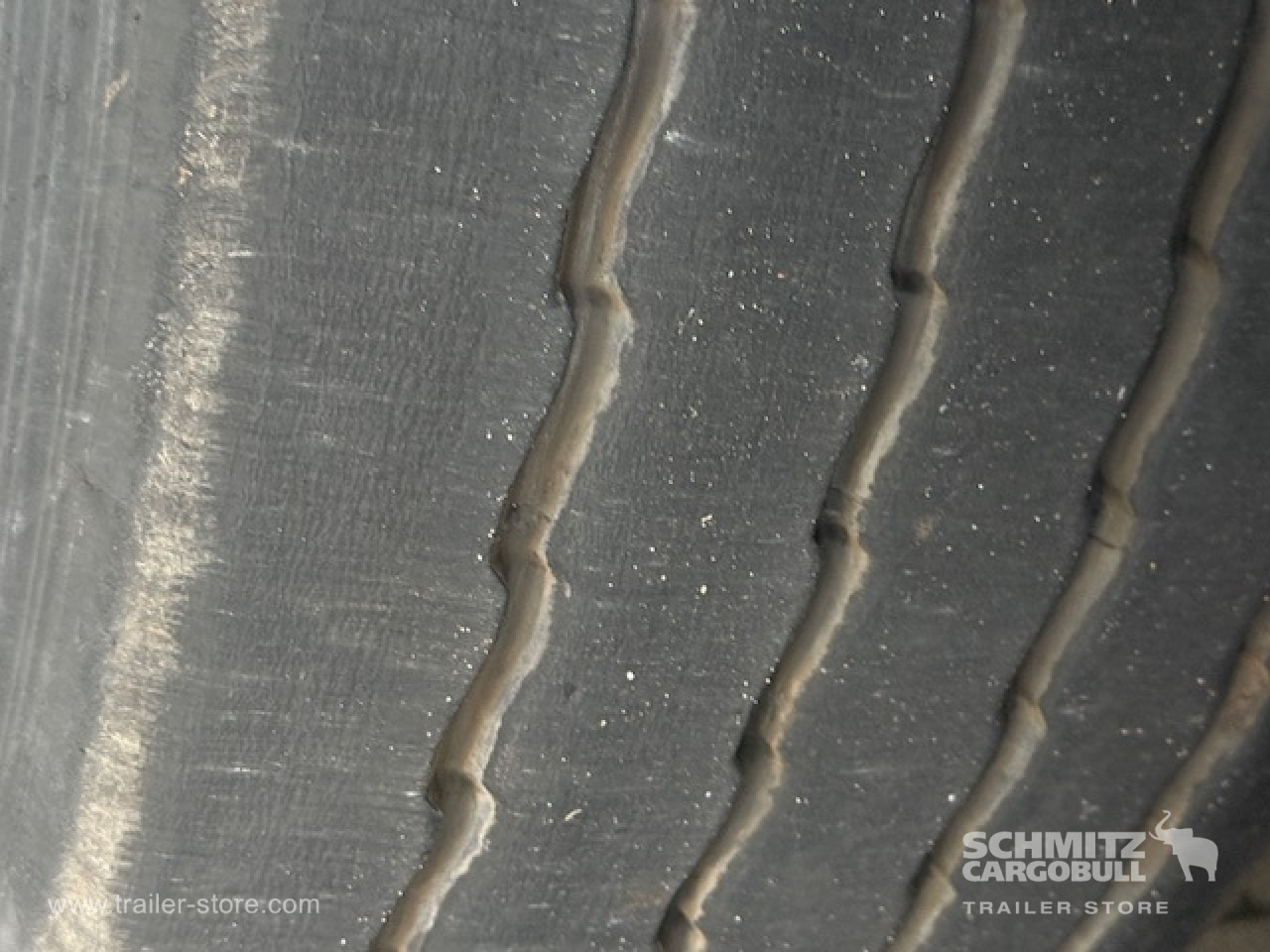 Semirremolque isotérmico SCHMITZ Oplegger Vries Vleeshangwerk: foto 7 Semirremolque isotérmico SCHMITZ Oplegger Vries Vleeshangwerk: foto 7