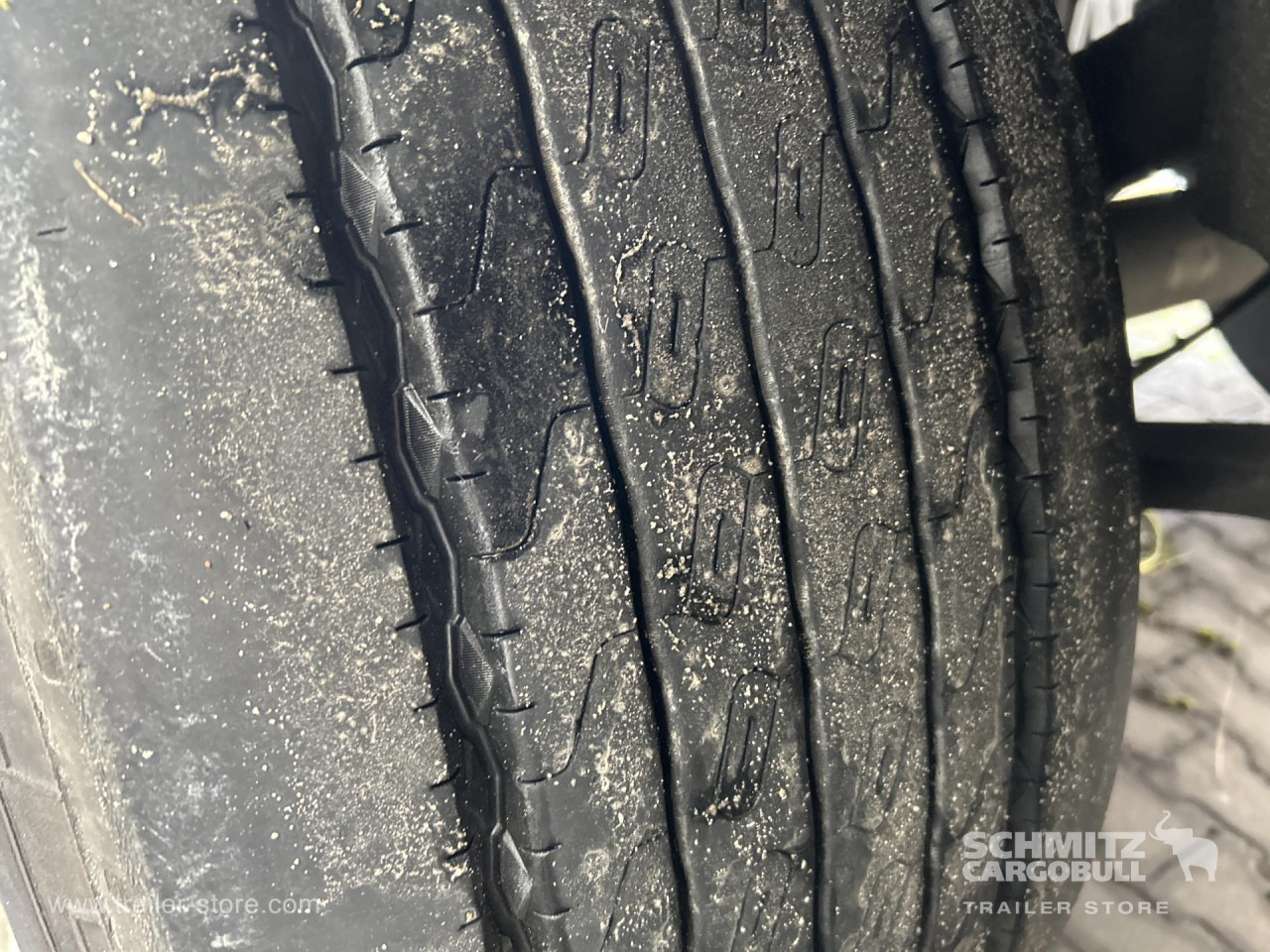 SCHMITZ Reefer Standard Double deck - Semirremolque isotérmico: foto 5 SCHMITZ Reefer Standard Double deck - Semirremolque isotérmico: foto 5