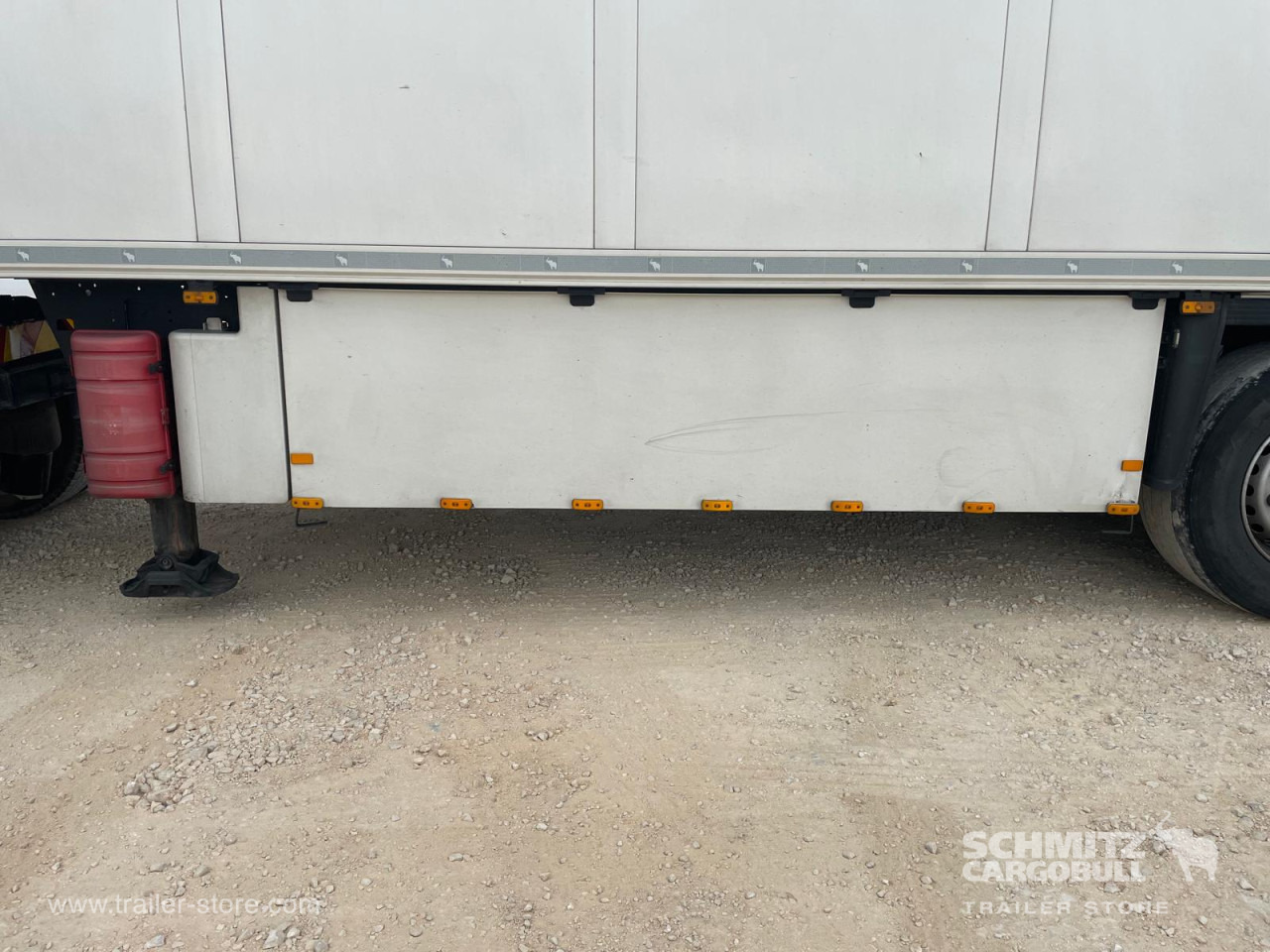 SCHMITZ Reefer Standard - Semirremolque isotérmico: foto 3 SCHMITZ Reefer Standard - Semirremolque isotérmico: foto 3