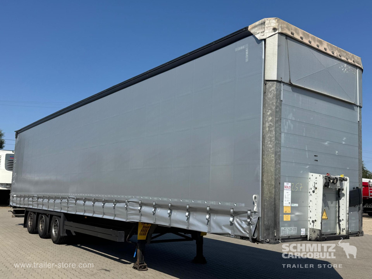 SCHMITZ Curtainsider Mega - Semirremolque lona: foto 1 SCHMITZ Curtainsider Mega - Semirremolque lona: foto 1