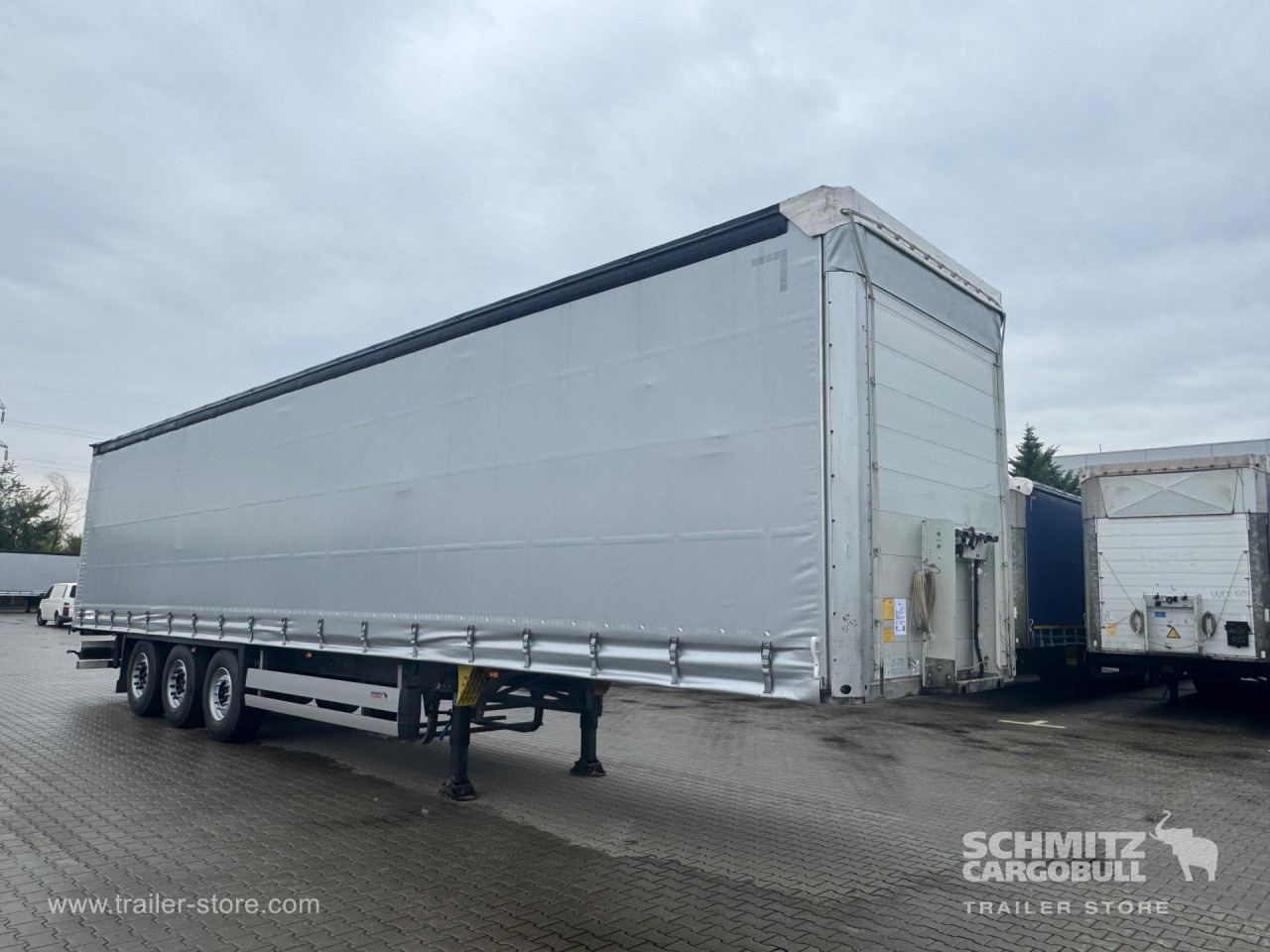 SCHMITZ Curtainsider Standard - Semirremolque lona: foto 1 SCHMITZ Curtainsider Standard - Semirremolque lona: foto 1