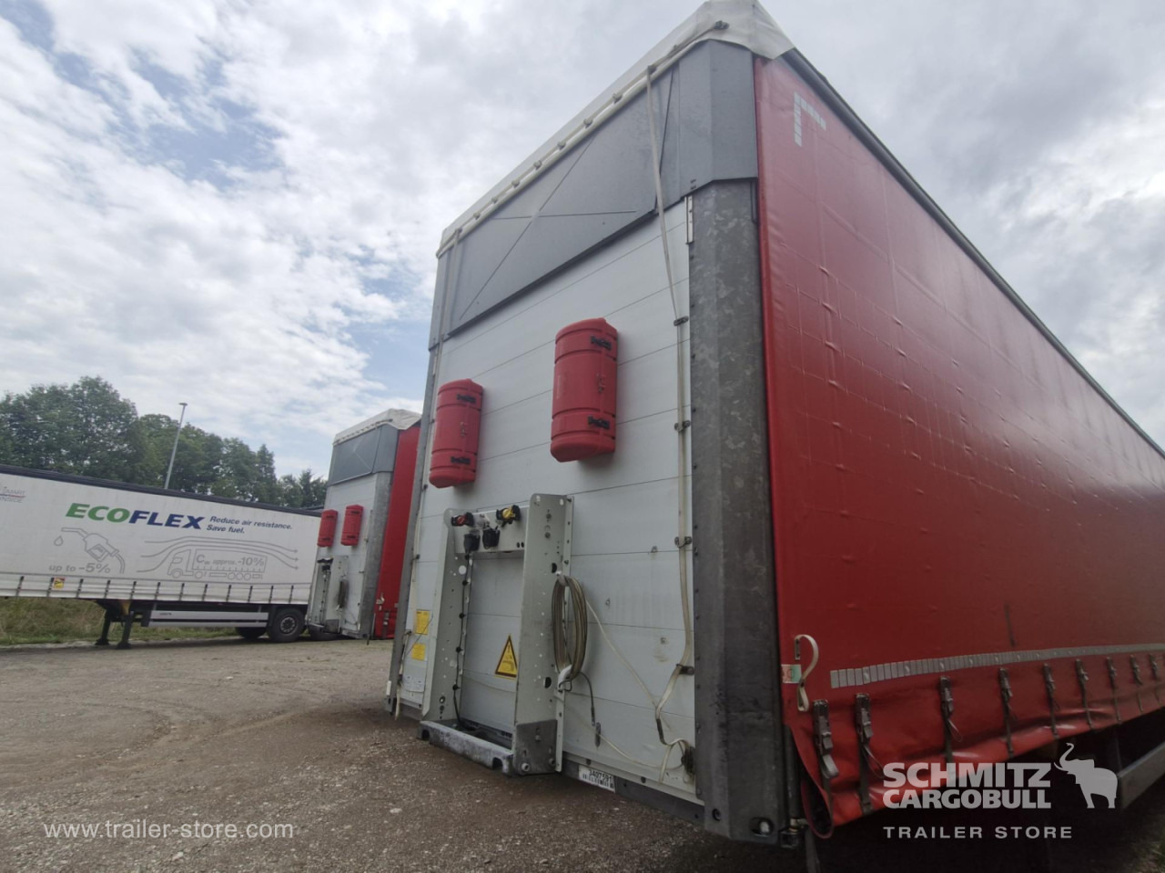 SCHMITZ Curtainsider Varios - Semirremolque lona: foto 2 SCHMITZ Curtainsider Varios - Semirremolque lona: foto 2