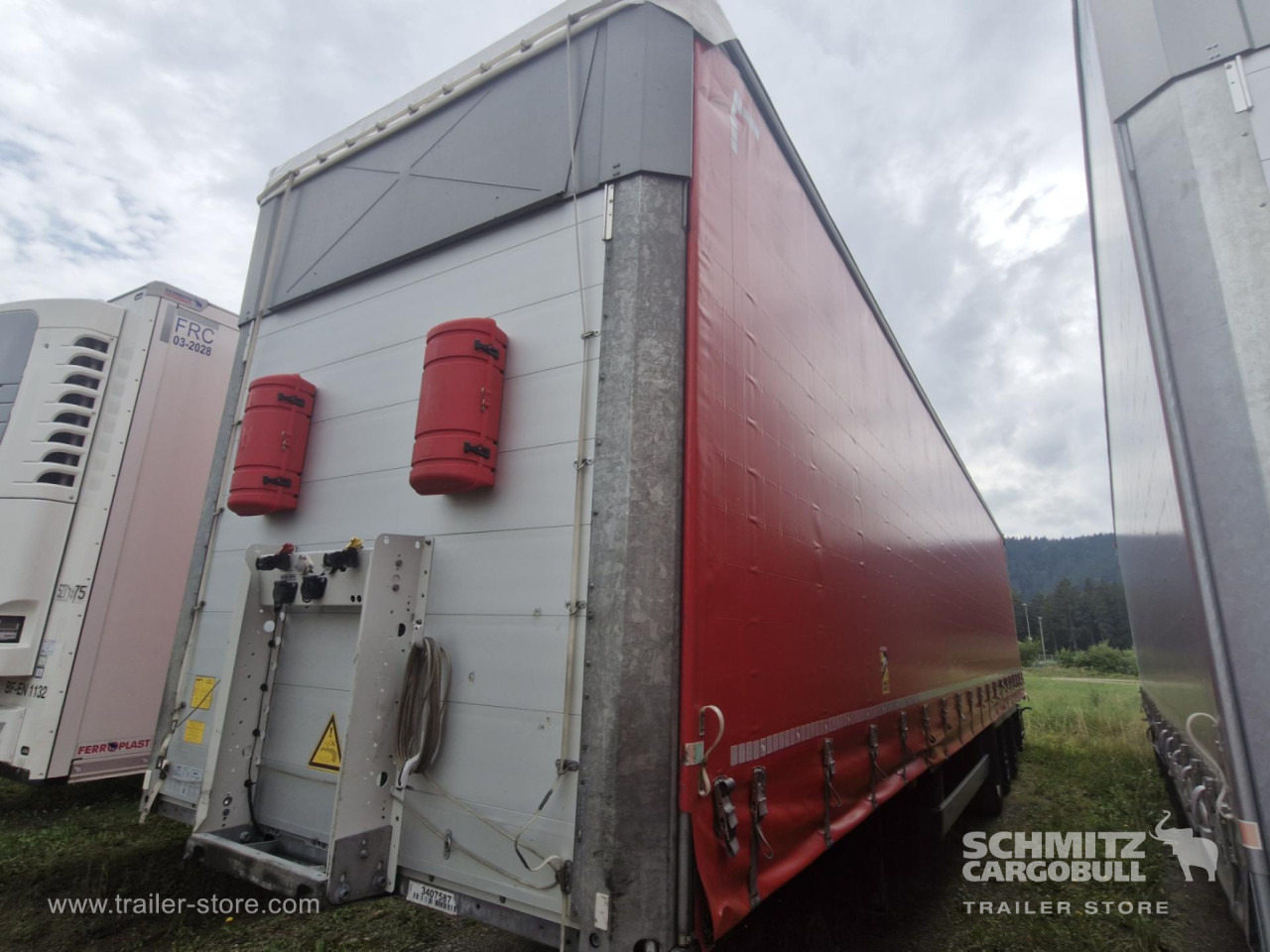 SCHMITZ Curtainsider Varios - Semirremolque lona: foto 2 SCHMITZ Curtainsider Varios - Semirremolque lona: foto 2