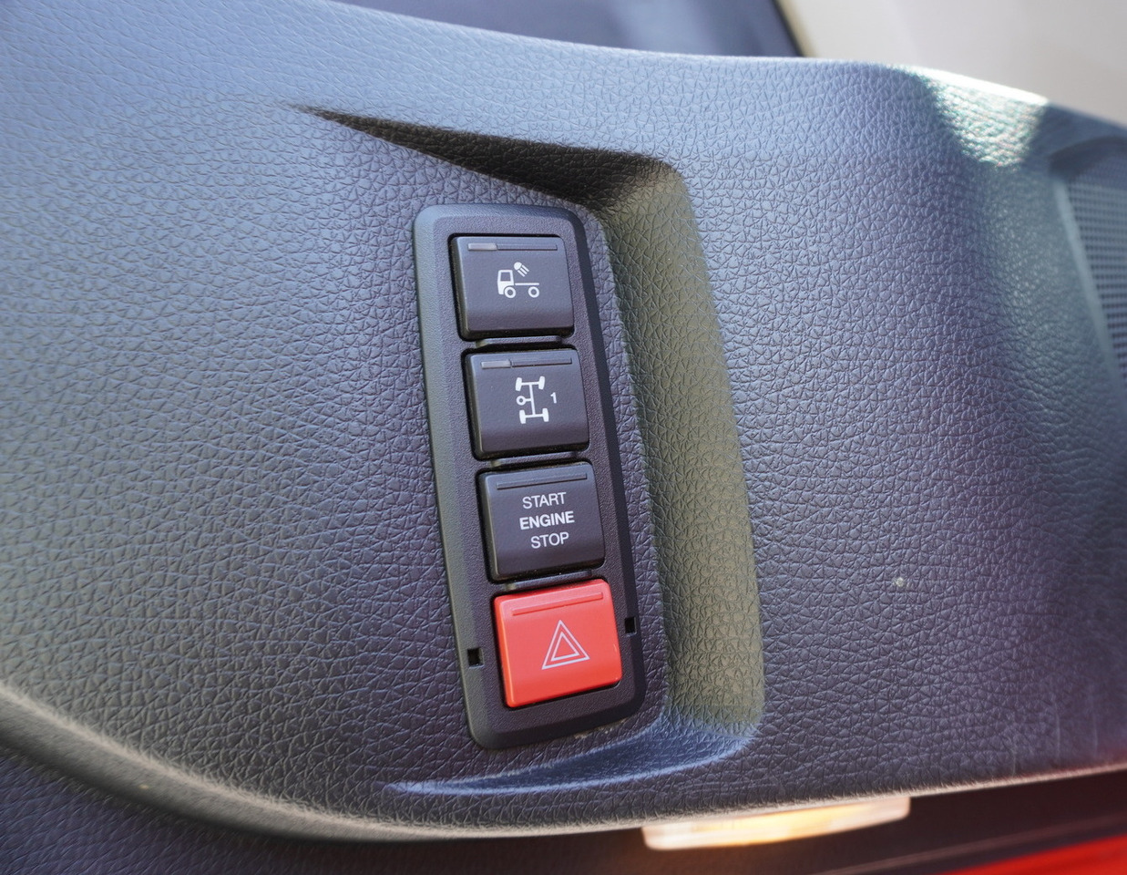 Leasing para MAN TGS 33.510 tractor unit / 6x4 / Sleeper cab MAN TGS 33.510 tractor unit / 6x4 / Sleeper cab: foto 23