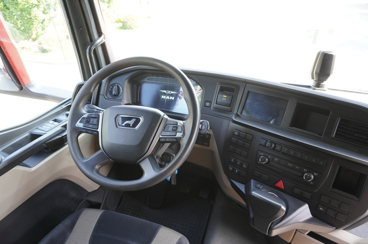 Leasing para MAN TGS 33.510 tractor unit / 6x4 / Sleeper cab MAN TGS 33.510 tractor unit / 6x4 / Sleeper cab: foto 17