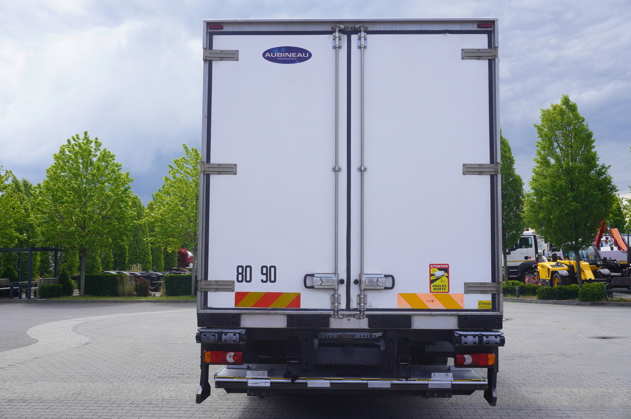 DAF LF 220 / Refrigerator 16 EPAL Multitemp / Carrier Supra 1150 MT / Palfinger 1500 kg - Camión frigorífico: foto 4 DAF LF 220 / Refrigerator 16 EPAL Multitemp / Carrier Supra 1150 MT / Palfinger 1500 kg - Camión frigorífico: foto 4