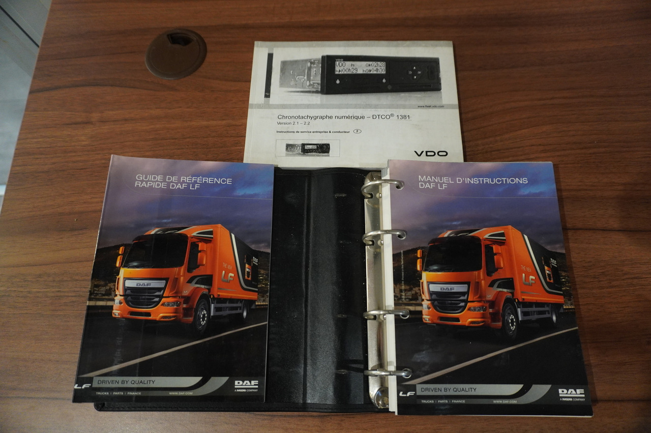 Camión frigorífico DAF LF 290 E6 4×2 / Lamberet refrigerated box 22 pallets / Multitemperature / Carrier Supra 1150 MT: foto 20 Camión frigorífico DAF LF 290 E6 4×2 / Lamberet refrigerated box 22 pallets / Multitemperature / Carrier Supra 1150 MT: foto 20