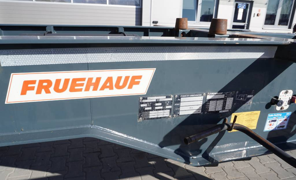 Fruehauf Trailer BDF (NEW) 6,000 km !!! - Remolque portacontenedore/ Intercambiable: foto 3 Fruehauf Trailer BDF (NEW) 6,000 km !!! - Remolque portacontenedore/ Intercambiable: foto 3