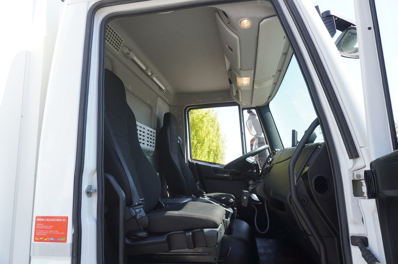 Camión frigorífico IVECO Eurocargo 100-190 4x2 E6 / Refrigerator / Dhollandia 1.5 T: foto 29