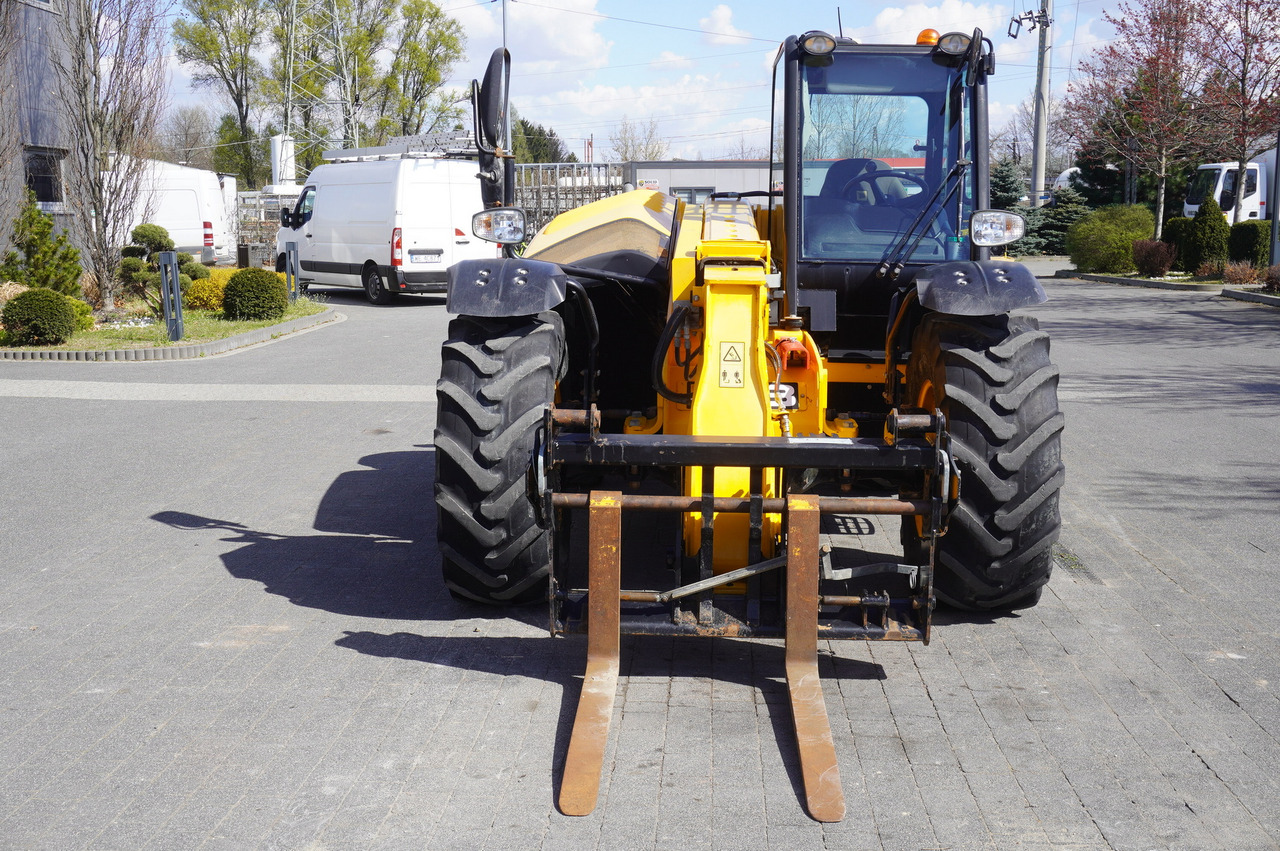 JCB 526-56 AGRI Plus / 5.6 m telescopic loader / joystick - Cargadora de ruedas: foto 2 JCB 526-56 AGRI Plus / 5.6 m telescopic loader / joystick - Cargadora de ruedas: foto 2