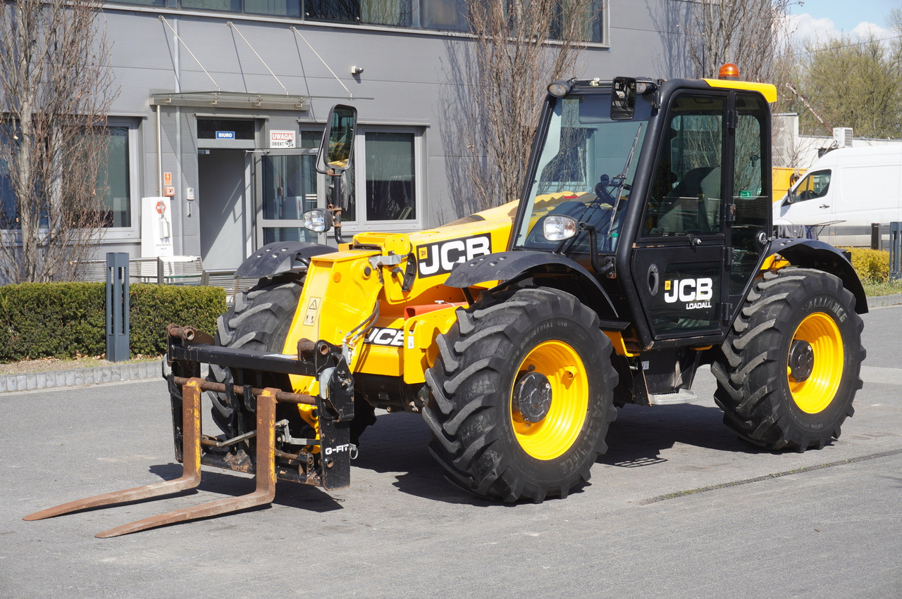 JCB 526-56 AGRI Plus / 5.6 m telescopic loader / joystick - Cargadora de ruedas telescópica: foto 3 JCB 526-56 AGRI Plus / 5.6 m telescopic loader / joystick - Cargadora de ruedas telescópica: foto 3