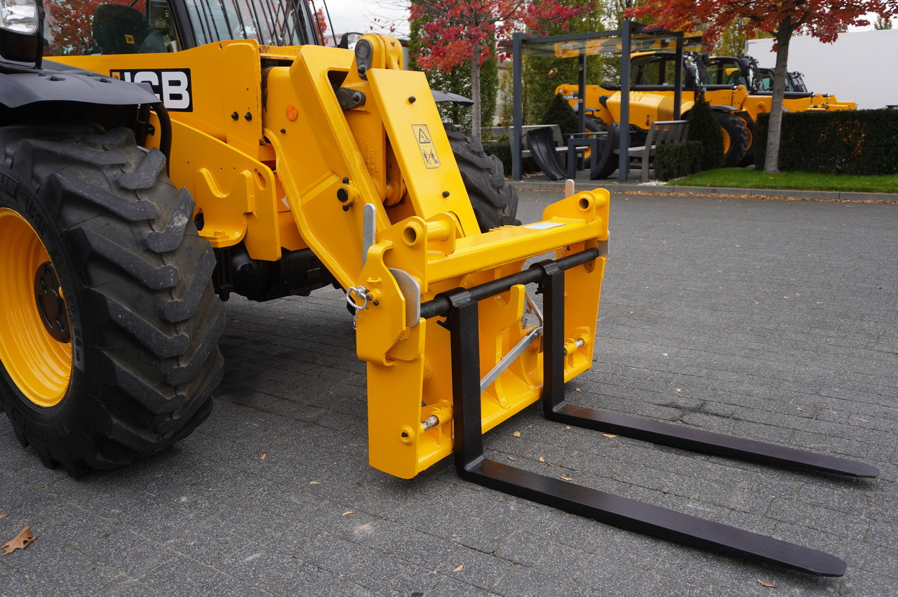 Cargadora de ruedas telescópica JCB 531-70 / 900 MTH telescopic charger! / 3.1 T / 7 M: foto 21