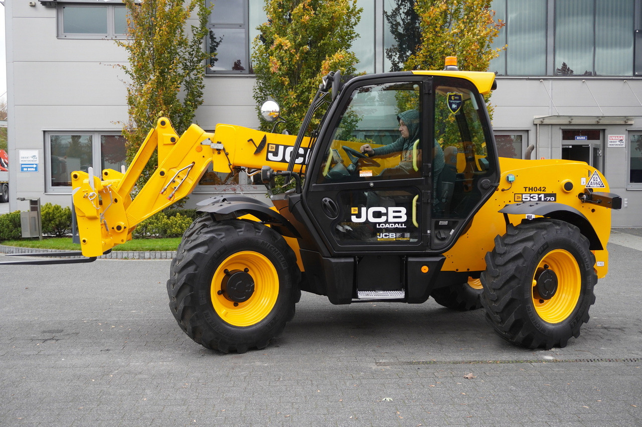 Cargadora de ruedas telescópica JCB 531-70 / 900 MTH telescopic charger! / 3.1 T / 7 M: foto 15
