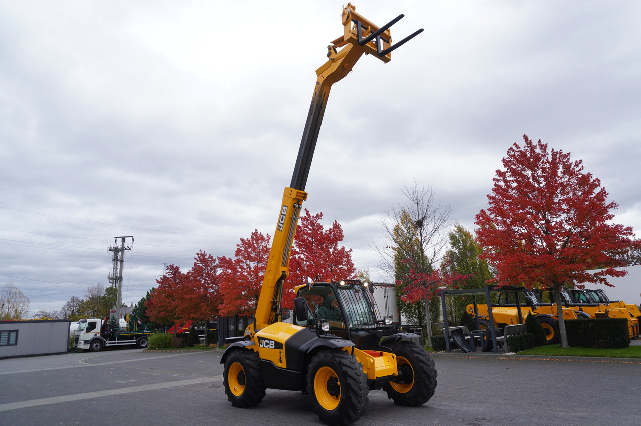 Cargadora de ruedas telescópica JCB 531-70 / 900 MTH telescopic charger! / 3.1 T / 7 M: foto 8