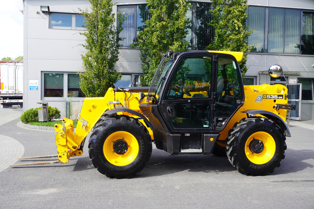 JCB 535-95 / 3.5 T / range 9.5 m / 700 MTH! - Cargadora de ruedas telescópica: foto 4 JCB 535-95 / 3.5 T / range 9.5 m / 700 MTH! - Cargadora de ruedas telescópica: foto 4