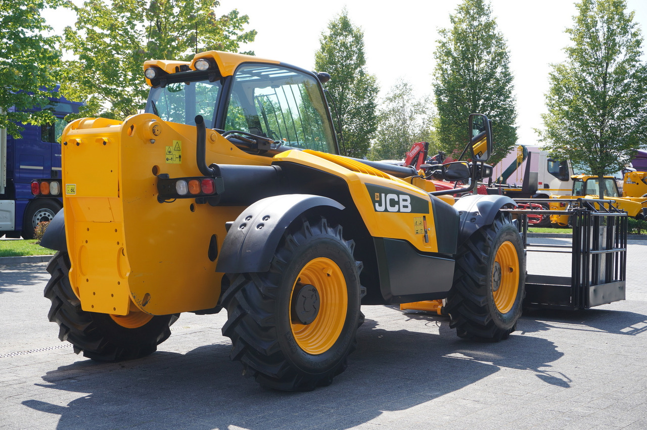 JCB 535-95 / 3.5 T / range 9.5 m / joystick - Cargadora de ruedas telescópica: foto 4 JCB 535-95 / 3.5 T / range 9.5 m / joystick - Cargadora de ruedas telescópica: foto 4