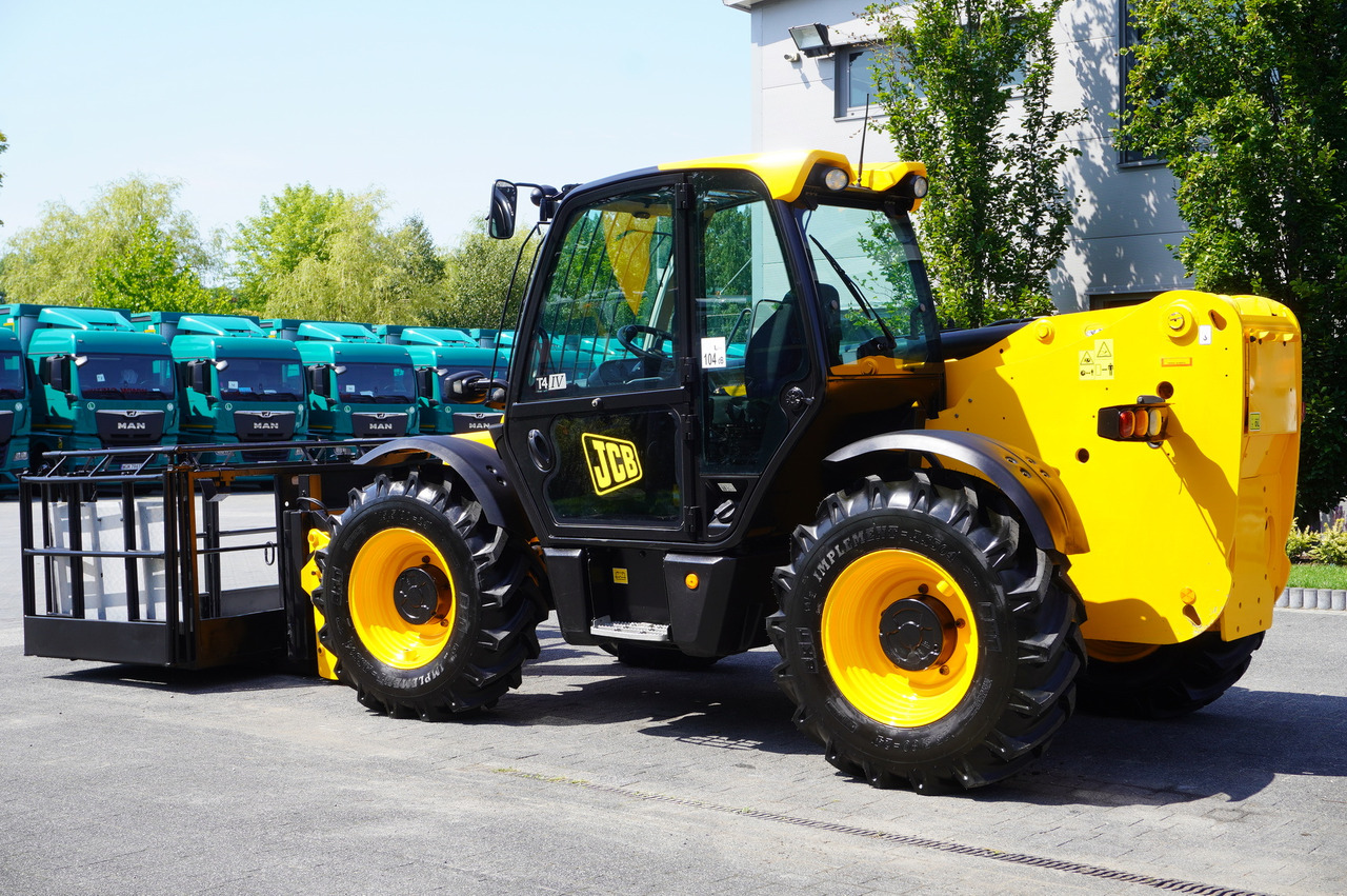 JCB 535-95 / 3.5 T / range 9.5 m / joystick - Manipulador telescópico: foto 3 JCB 535-95 / 3.5 T / range 9.5 m / joystick - Manipulador telescópico: foto 3