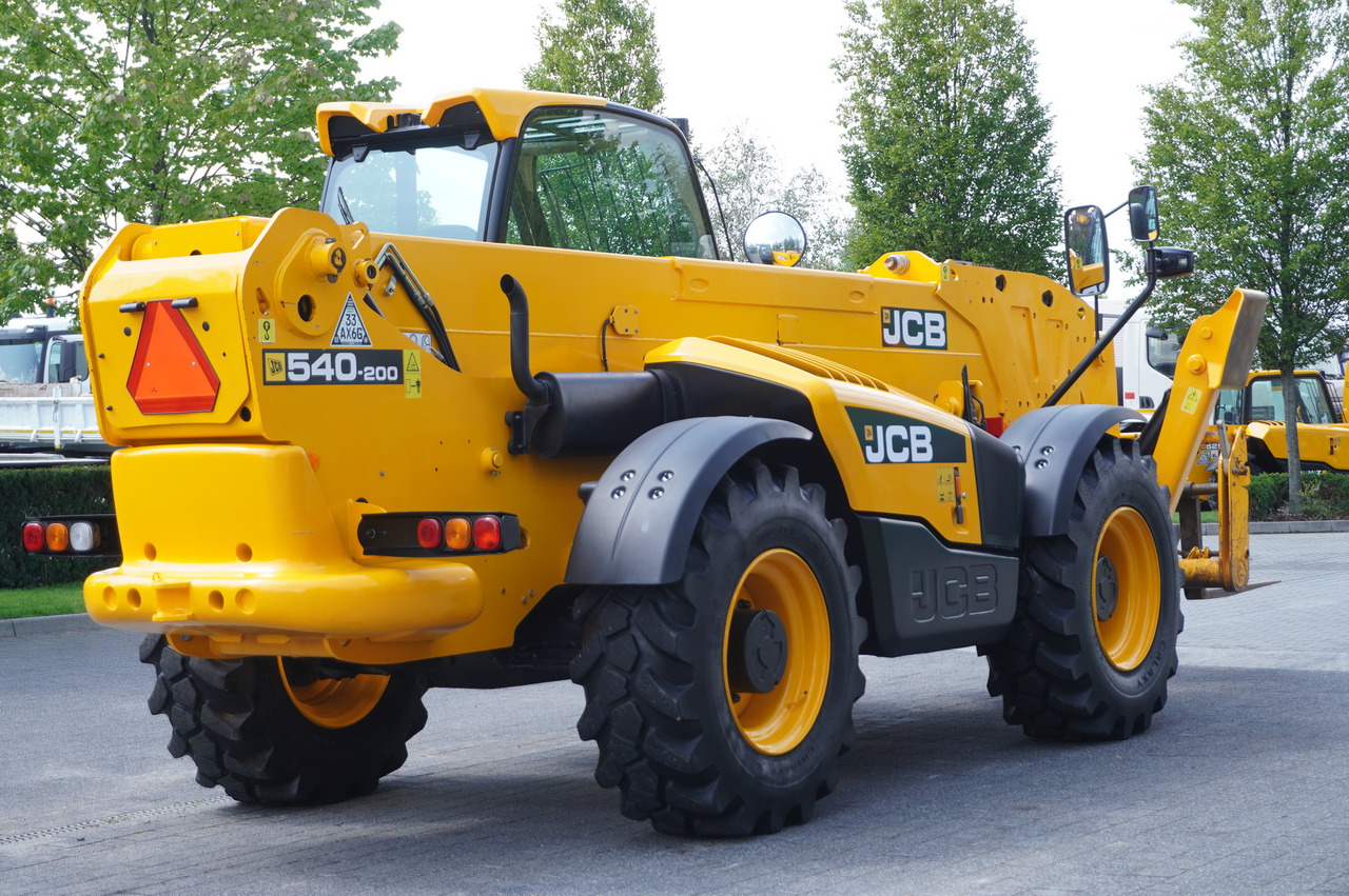 JCB 540-200 Telescopic Loader / 20 m reach / joystick - Manipulador telescópico: foto 5 JCB 540-200 Telescopic Loader / 20 m reach / joystick - Manipulador telescópico: foto 5