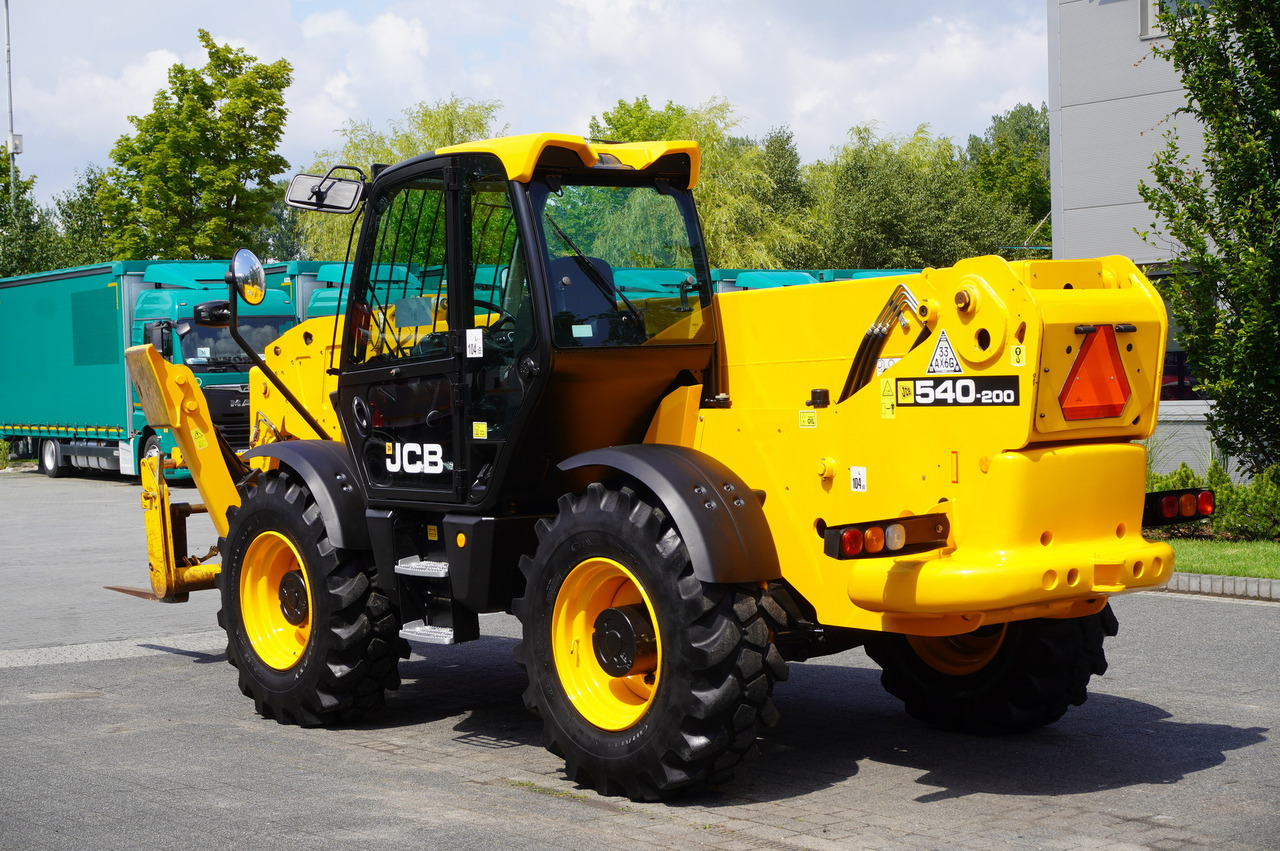 JCB 540-200 Telescopic Loader / 20 m reach / joystick - Cargadora de ruedas telescópica: foto 4 JCB 540-200 Telescopic Loader / 20 m reach / joystick - Cargadora de ruedas telescópica: foto 4