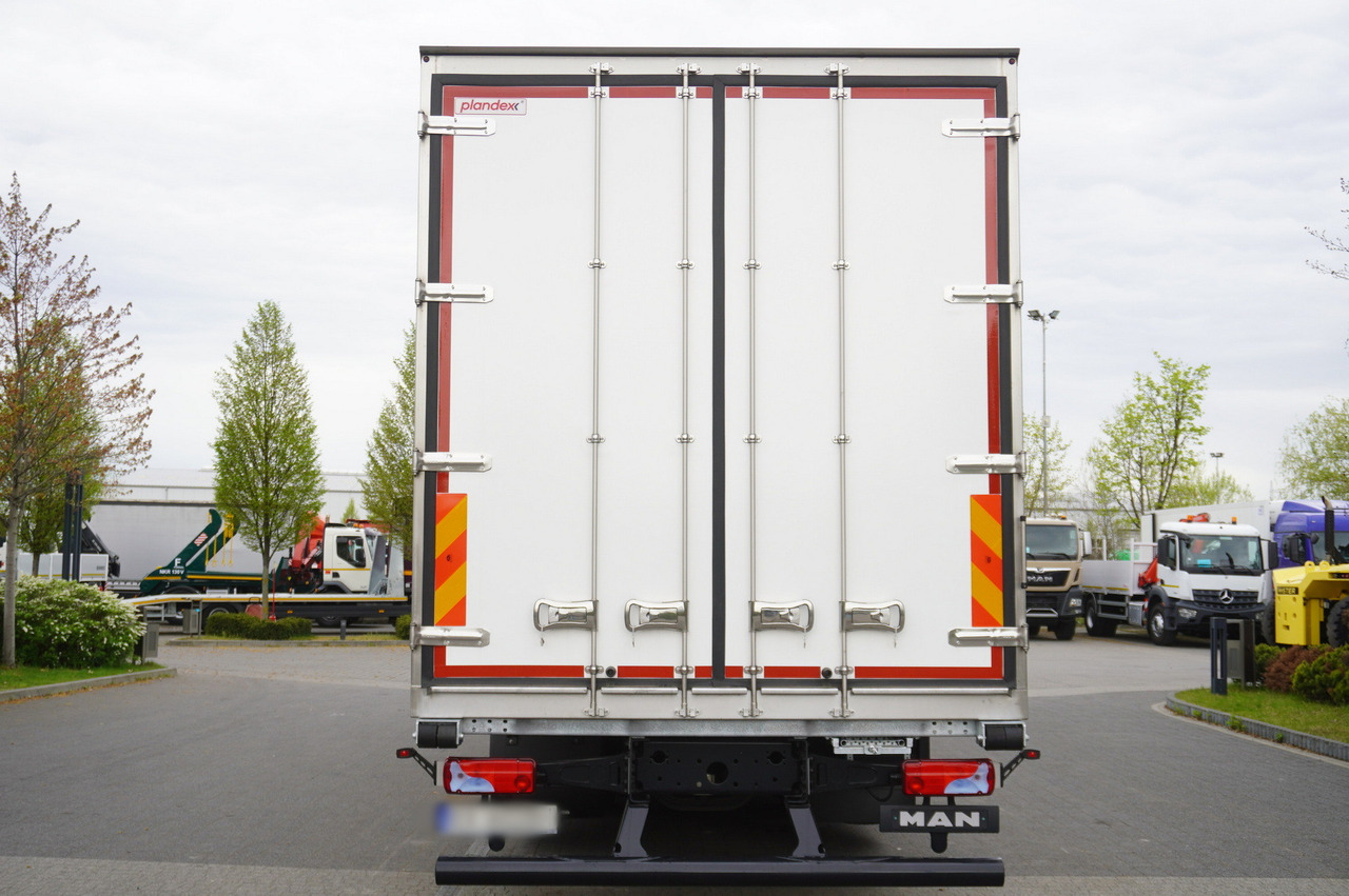 MAN New MAN TGX 26.400 / New Isotherm Plandex 23 Pallets / Warranty - Camión caja cerrada: foto 3 MAN New MAN TGX 26.400 / New Isotherm Plandex 23 Pallets / Warranty - Camión caja cerrada: foto 3