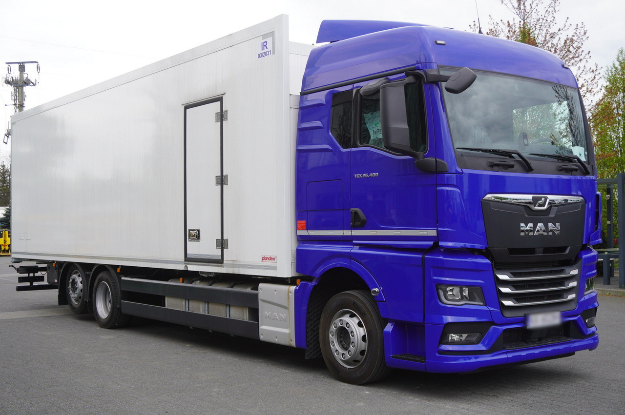 MAN New MAN TGX 26.400 / New Isotherm Plandex 23 Pallets / Warranty - Camión caja cerrada: foto 1 MAN New MAN TGX 26.400 / New Isotherm Plandex 23 Pallets / Warranty - Camión caja cerrada: foto 1