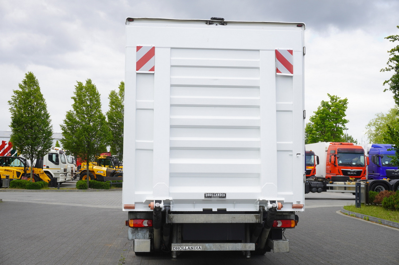 MAN TGM 18.320 / 21 EPAL box / 180 tho. km / Dhollandia 2500 kg / sleeping cab - Camión caja cerrada: foto 3 MAN TGM 18.320 / 21 EPAL box / 180 tho. km / Dhollandia 2500 kg / sleeping cab - Camión caja cerrada: foto 3