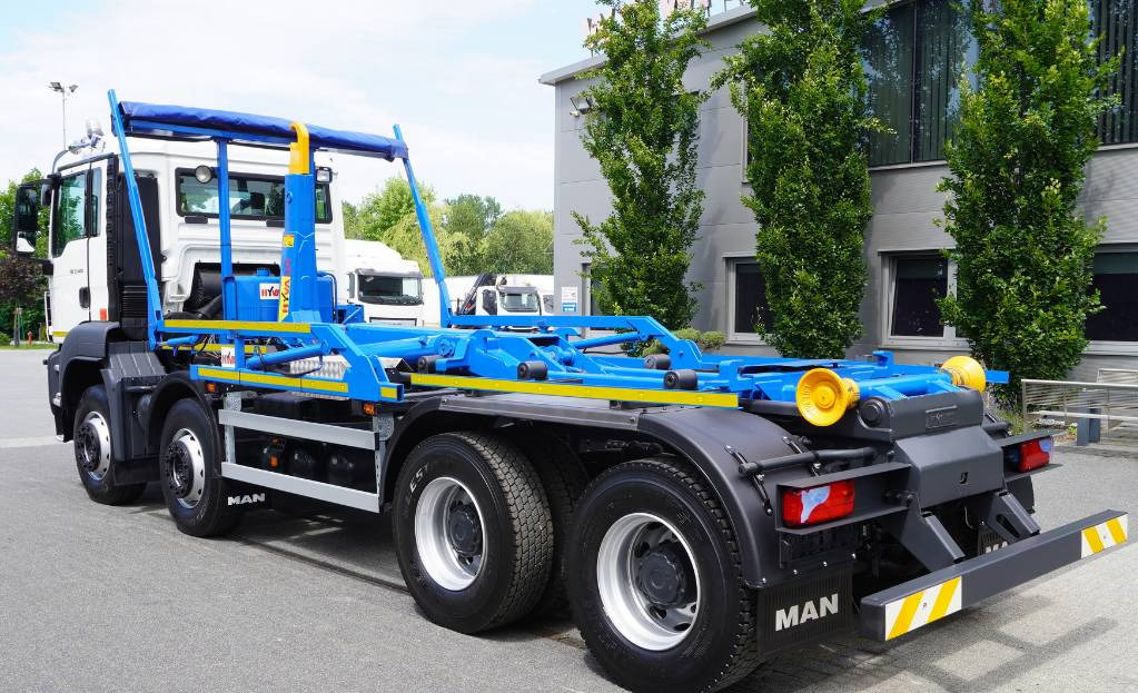 Camión multibasculante MAN TGS 35.400 8×4 HYVA LIFT 32.56 SE hooklift: foto 6