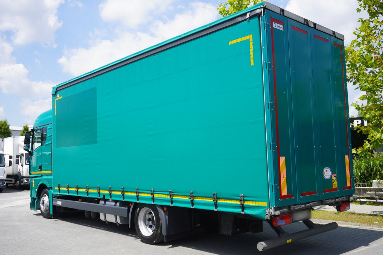 MAN TGX 18.470 / 2022 / Curtainsider 19 EPAL / Retarder / 15 units - Camión lona: foto 4 MAN TGX 18.470 / 2022 / Curtainsider 19 EPAL / Retarder / 15 units - Camión lona: foto 4