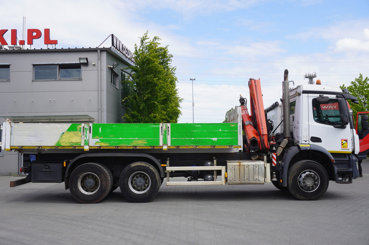 MERCEDES-BENZ AROCS 2633 6x4 / 5.5 T crane FASSI F135 / Tipper 15 EPAL - Camión volquete, Camión grúa: foto 5 MERCEDES-BENZ AROCS 2633 6x4 / 5.5 T crane FASSI F135 / Tipper 15 EPAL - Camión volquete, Camión grúa: foto 5