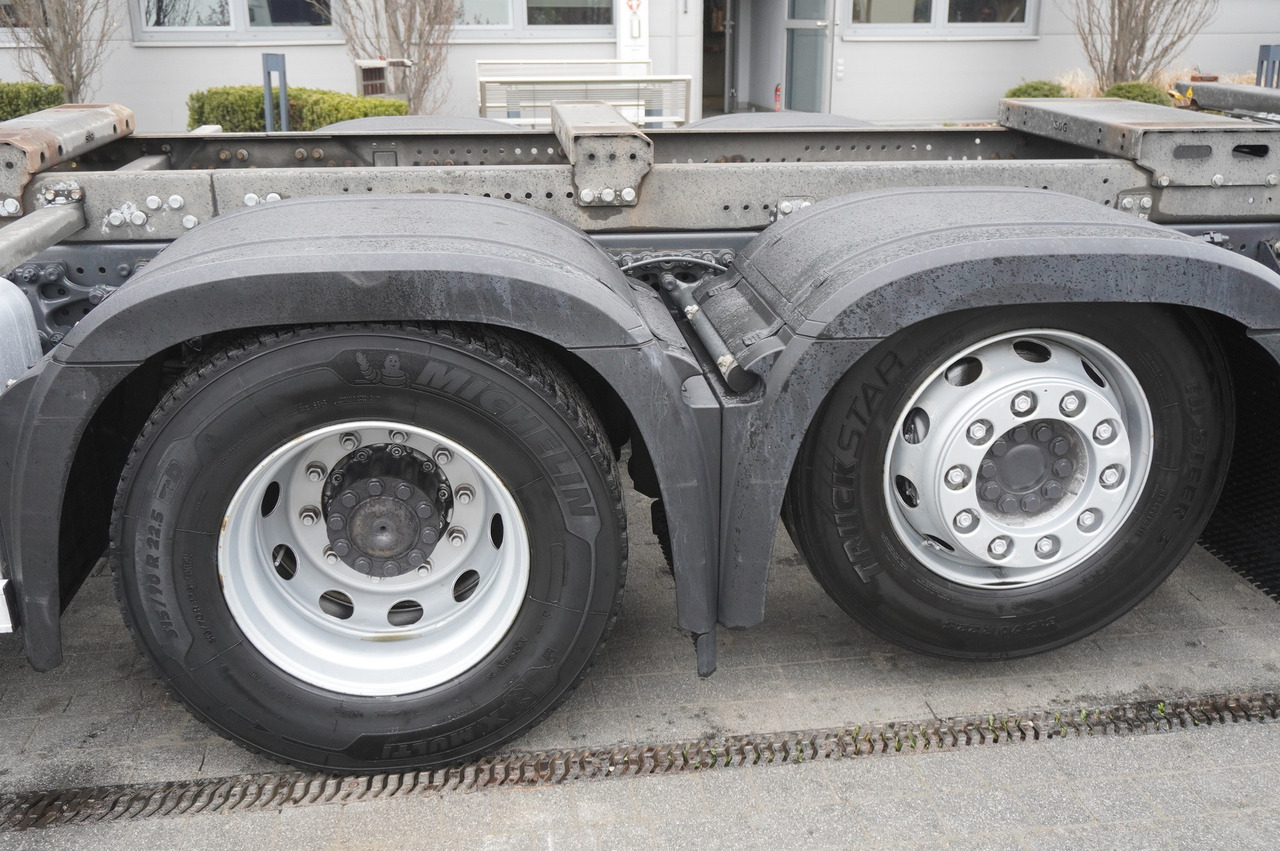 Camión portacontenedore/ Intercambiable MERCEDES-BENZ Actros 2545 6×2 MP5 / FULL ADR / several units: foto 12