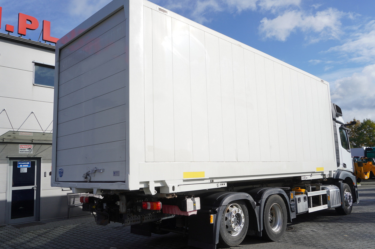 MERCEDES-BENZ Actros 2545 MP5 / KRONE 18 EPAL box body / ADR AT - Camión frigorífico: foto 2 MERCEDES-BENZ Actros 2545 MP5 / KRONE 18 EPAL box body / ADR AT - Camión frigorífico: foto 2