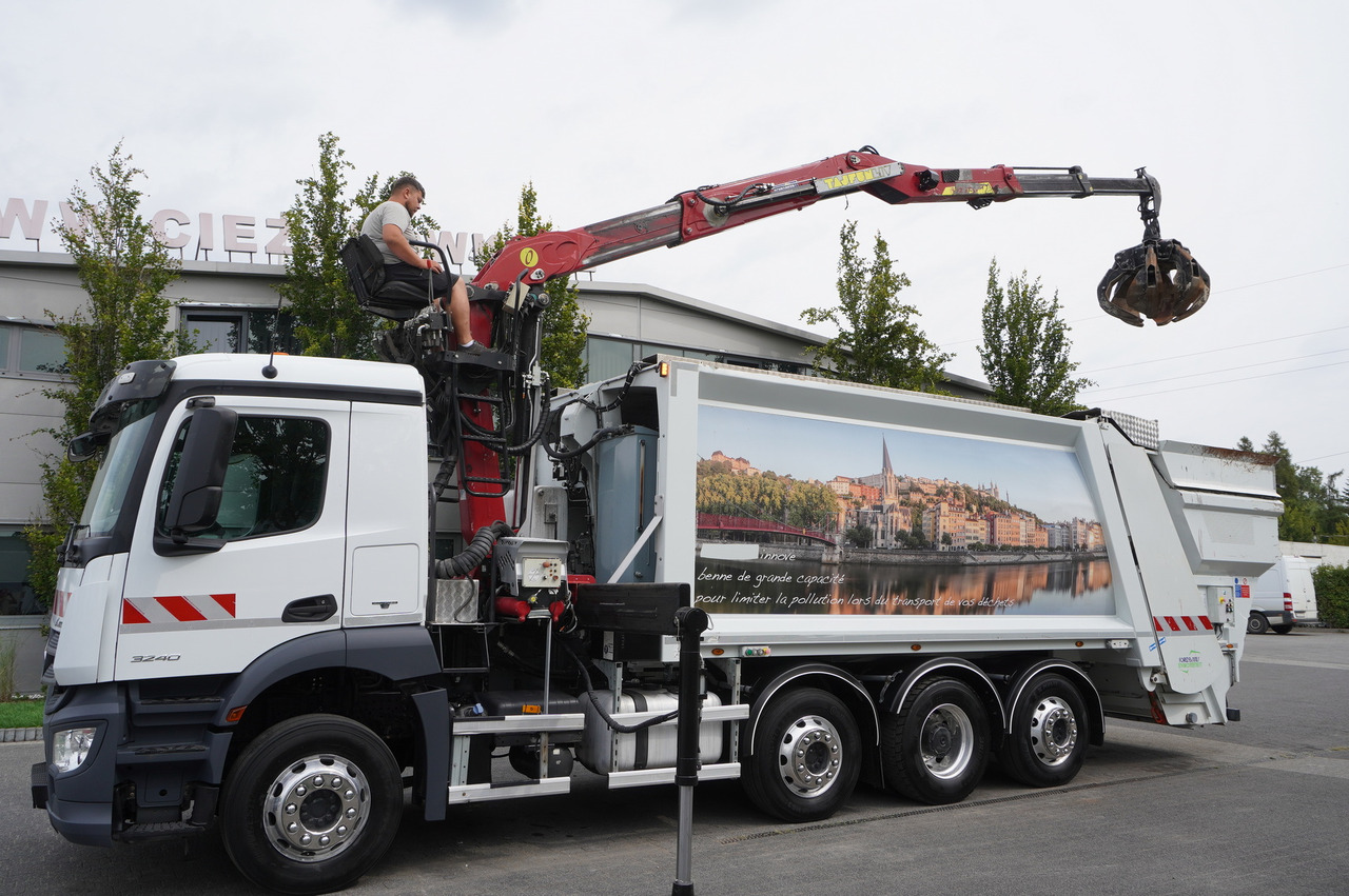 MERCEDES-BENZ Antos 3240 8x2 / Tajfun 5T crane / Farid Industries garbage truck/ 3 steered axles - Camión grúa: foto 1 MERCEDES-BENZ Antos 3240 8x2 / Tajfun 5T crane / Farid Industries garbage truck/ 3 steered axles - Camión grúa: foto 1