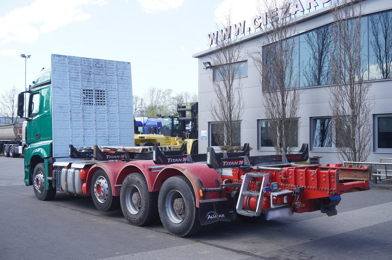 Mercedes-Benz Actros 3563 8 × 4 / 630 HP / steered axle / Logging superstructure - Camión forestal: foto 5 Mercedes-Benz Actros 3563 8 × 4 / 630 HP / steered axle / Logging superstructure - Camión forestal: foto 5